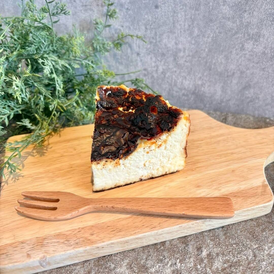 常陸小田米の米粉を使ったグルテンフリーのバスクチーズケーキ